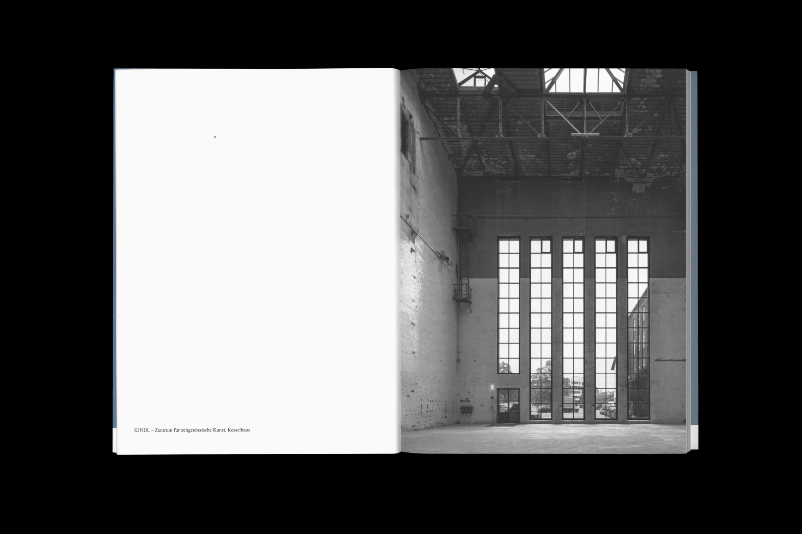 THOMAS SCHEIBITZ – PLATEAU MIT HALBFIGUR